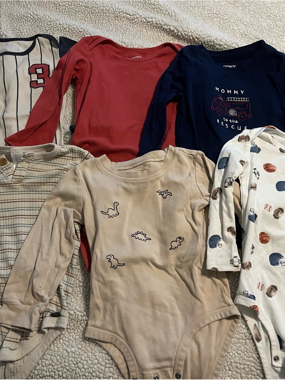 Carter's set of 6 Onesies